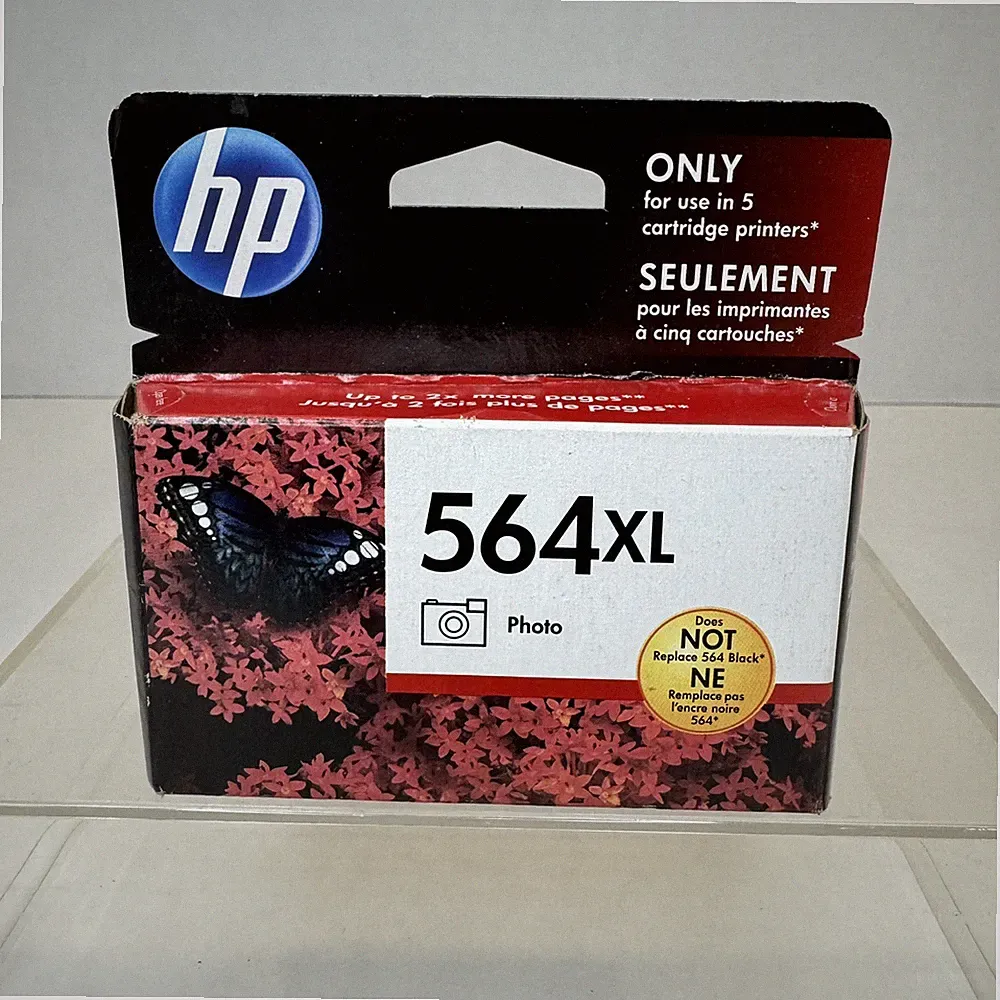 HP 564XL Photo Ink Cartridge (CB322WN#140) Sealed/Expired 10/2021